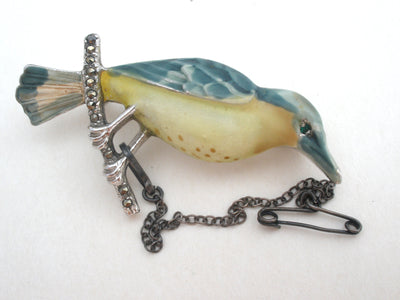 Καρφίτσα με σχήμα καρφίτσας Blue Bird από την Bohemian Jewellers Ltd