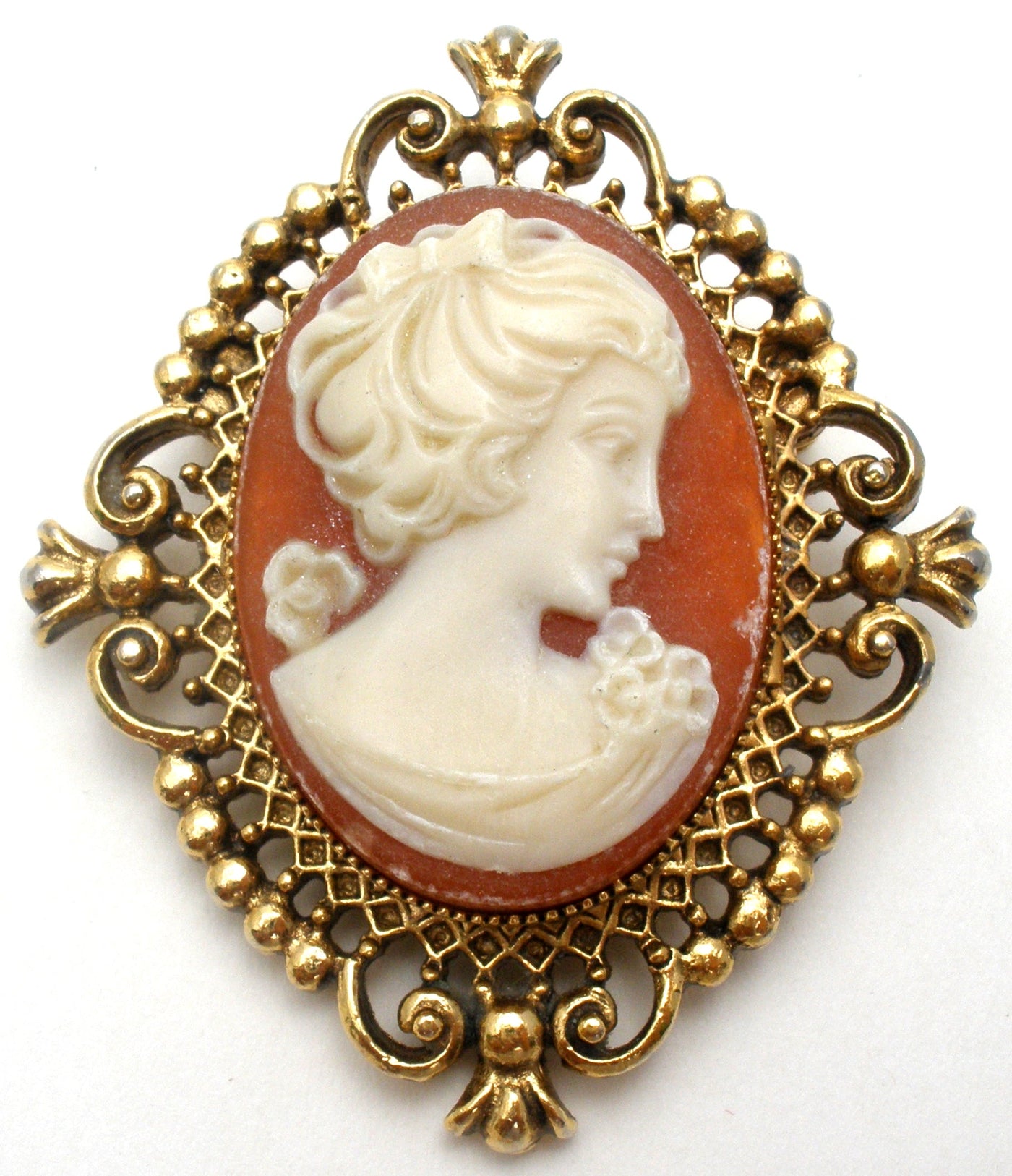 Καρφίτσα μενταγιόν αρώματος Cameo Vintage Avon