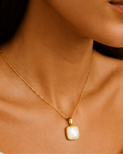 **Radiant Belle Necklace**  
Discover elegance with the Radiant Belle Necklace, perfect for any occasion and designed to make you shine like Belle herself.  

**Sophia's Delight Pendant**  
Sophia's Delight Pendant is a charming accessory that adds a touc