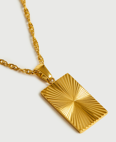 **Amani's Chic Necklace**  
Elevate your style with Amani's stunning necklace, perfect for any occasion. 

**Layla's Dazzling Pendant**  
Let Layla’s dazzling pendant add a touch of elegance to your jewelry collection. 

**Zara's Elegant Chain**  
Zara's
