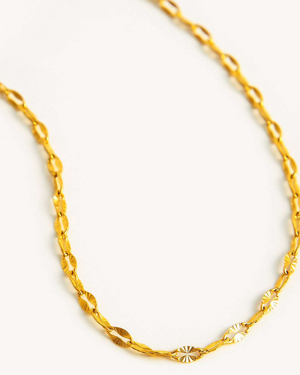**Dazzling Necklace**  
Meet Lila, a stunning piece that adds brilliance to any outfit, perfect for those who love to shine.