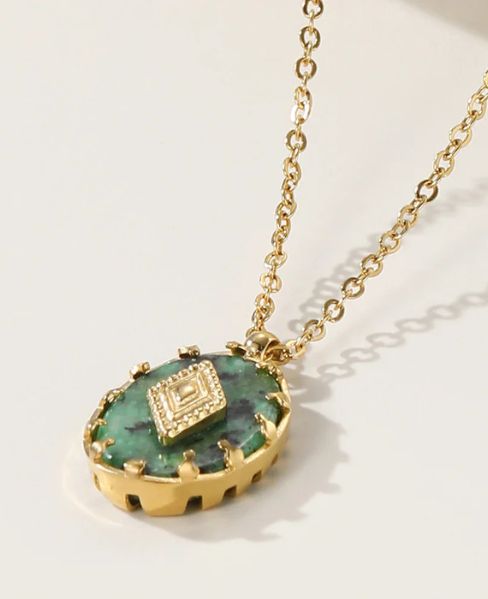 **Emera Necklace by Mia**  
A stunning piece that adds a touch of elegance to any outfit.

**Emera Charm by Zoe**  
Delicate and chic, perfect for everyday wear or special occasions.

**Emera Pendant by Ava**  
A timeless accessory that symbolizes beauty
