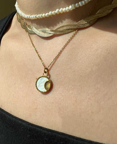 Adorn yourself like Mia with the ethereal beauty of the Luna Pearl Necklace, perfect for any occasion.