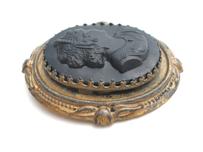 Vintage μαύρη καρφίτσα από ορείχαλκο Cameo