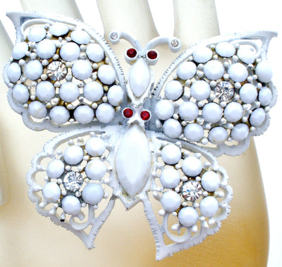 Καρφίτσα Weiss Milk Glass με στρας και πεταλούδα Vintage